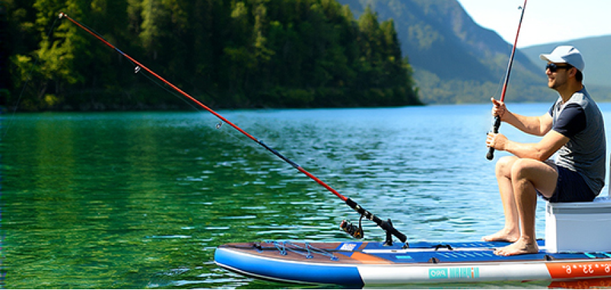 Stand-Up Paddle Boarding vs. Pedal Paddle Boarding: Was ist das Richtige für dich?